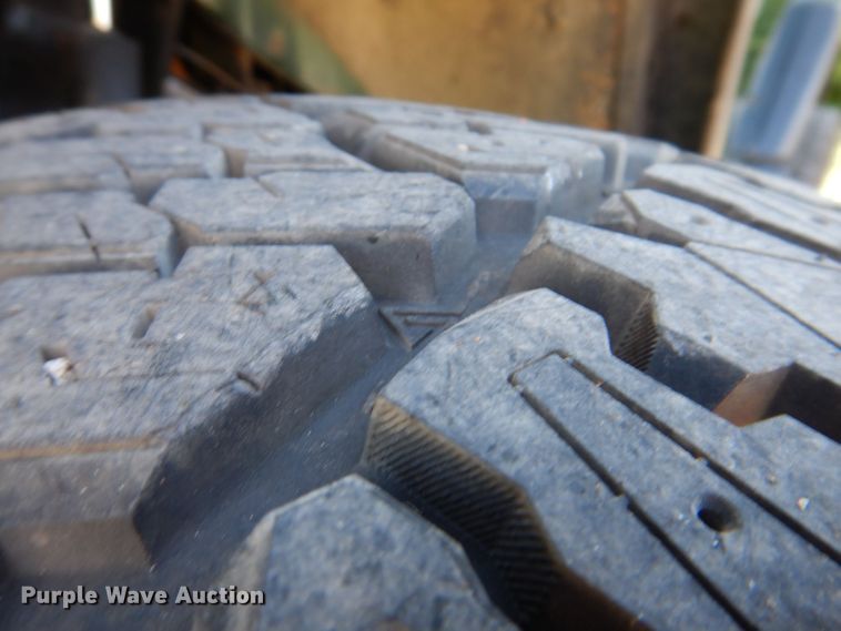 image for item KW9404 1997 Jeep Wrangler  SUV