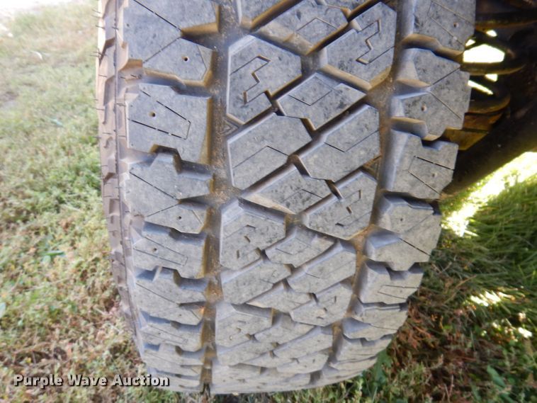 image for item KW9404 1997 Jeep Wrangler  SUV