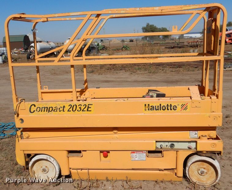 image for item LG9297 Haulotte Compact 2032E  scissor lift