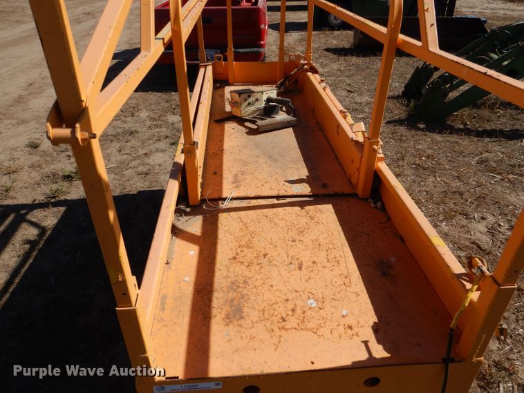 image for item LG9297 Haulotte Compact 2032E  scissor lift