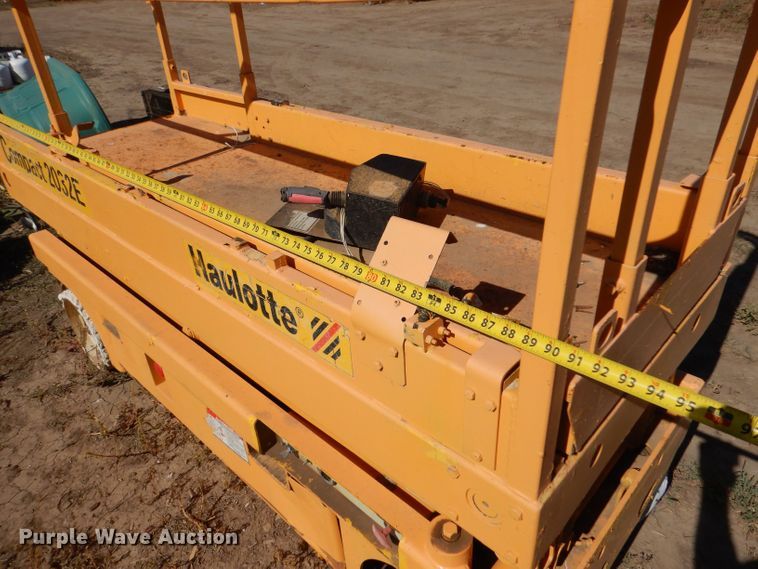 image for item LG9297 Haulotte Compact 2032E  scissor lift