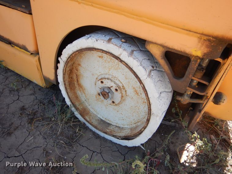 image for item LG9297 Haulotte Compact 2032E  scissor lift