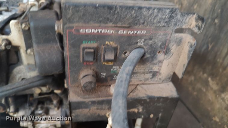 image for item LK9941 2004 Integrity  livestock trailer