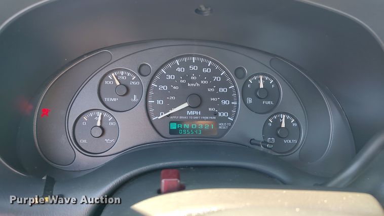 image for item LK9951 2003 GMC Sonoma  Ext. Cab pickup truck