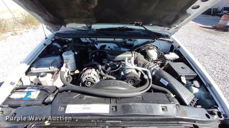 image for item LK9951 2003 GMC Sonoma  Ext. Cab pickup truck