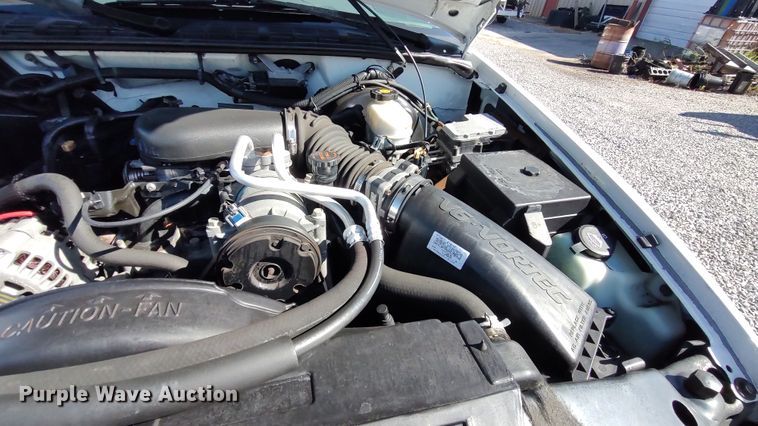 image for item LK9951 2003 GMC Sonoma  Ext. Cab pickup truck