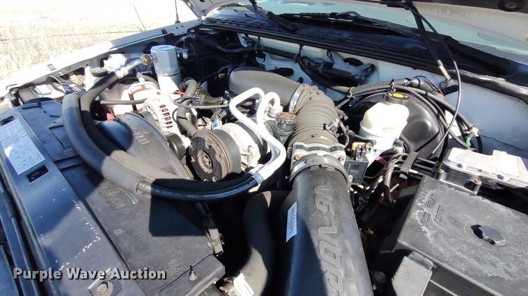 image for item LK9951 2003 GMC Sonoma  Ext. Cab pickup truck