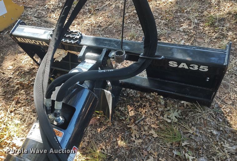 image for item LK9953 Kubota SA35  skid steer auger