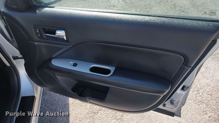 image for item LK9958 2011 Ford Fusion
