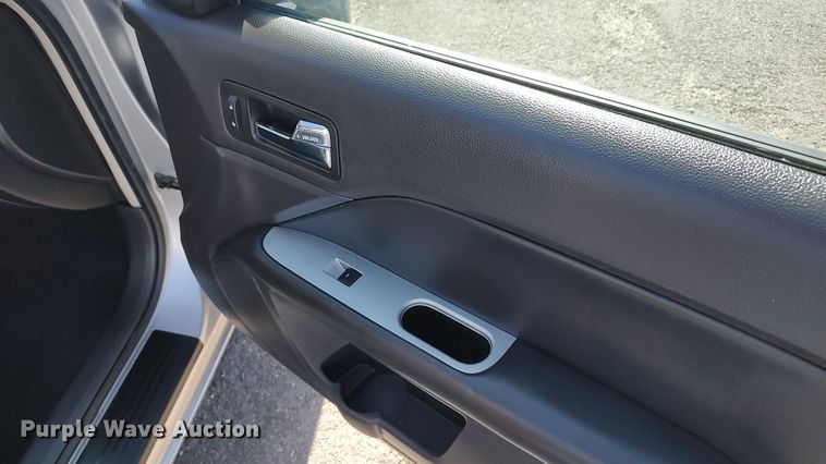 image for item LK9958 2011 Ford Fusion