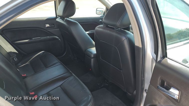 image for item LK9958 2011 Ford Fusion