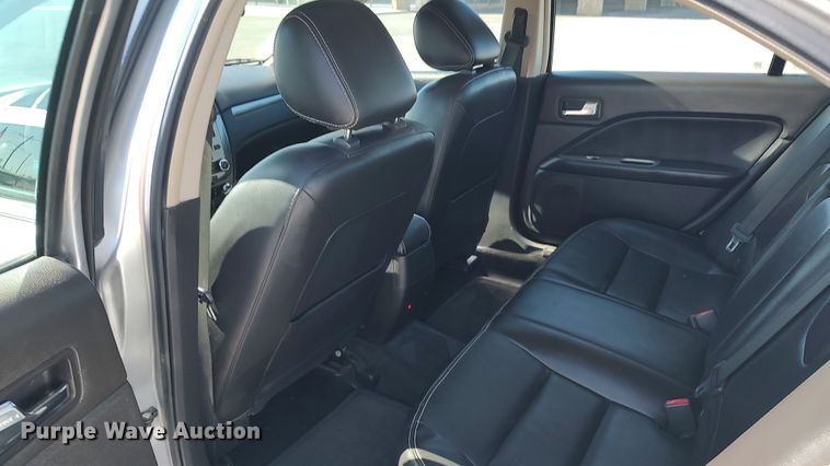 image for item LK9958 2011 Ford Fusion