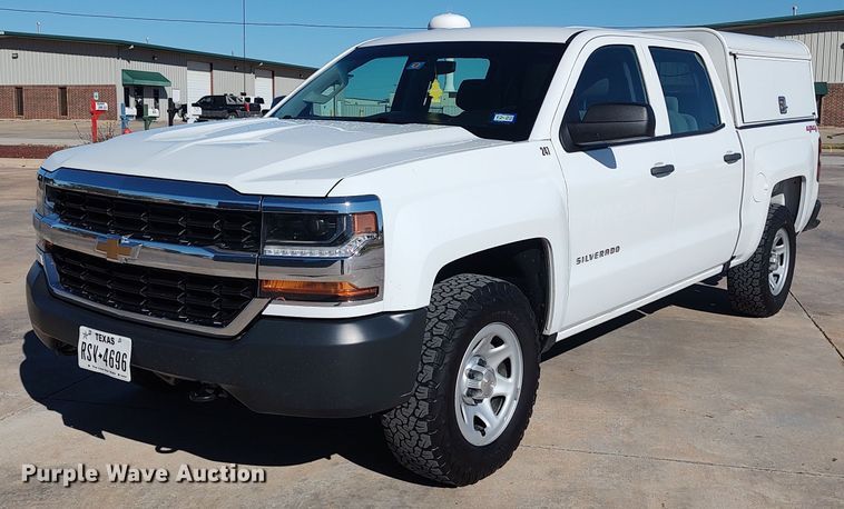 image for item LK9973 2018 Chevrolet Silverado 1500  Crew Cab pickup truck