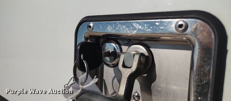 image for item LK9973 2018 Chevrolet Silverado 1500  Crew Cab pickup truck