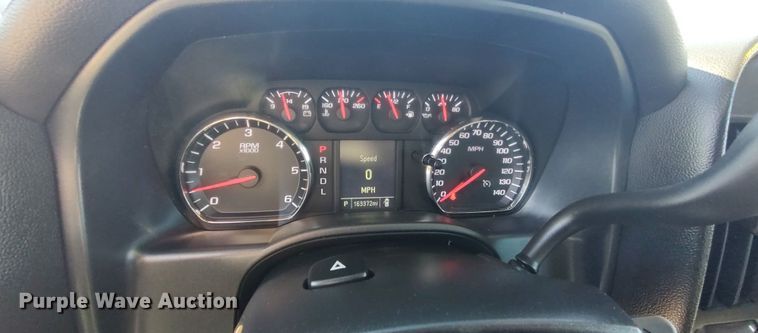 image for item LK9973 2018 Chevrolet Silverado 1500  Crew Cab pickup truck