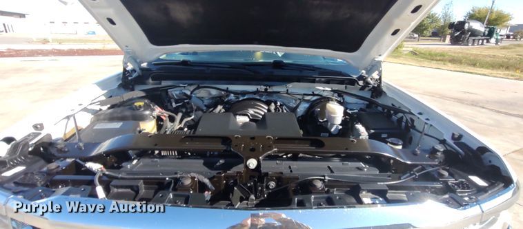 image for item LK9973 2018 Chevrolet Silverado 1500  Crew Cab pickup truck