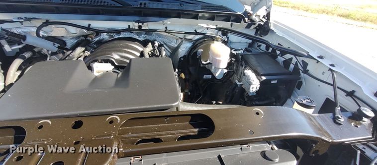 image for item LK9973 2018 Chevrolet Silverado 1500  Crew Cab pickup truck