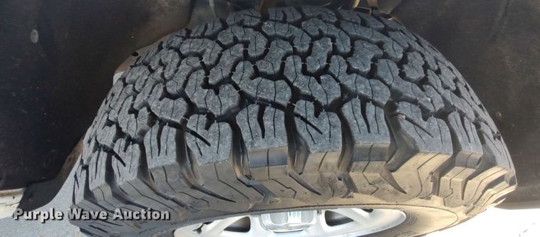 image for item LK9973 2018 Chevrolet Silverado 1500  Crew Cab pickup truck