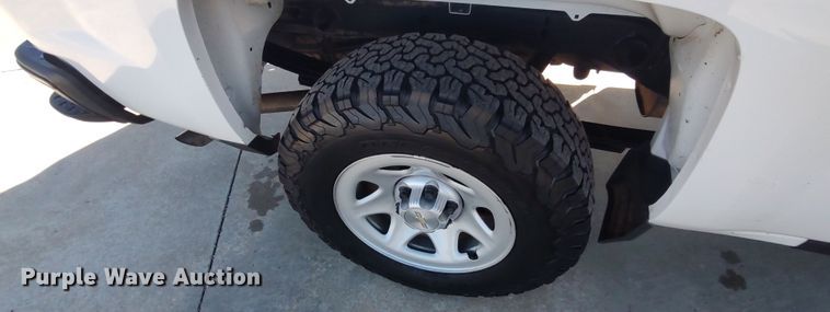 image for item LK9973 2018 Chevrolet Silverado 1500  Crew Cab pickup truck