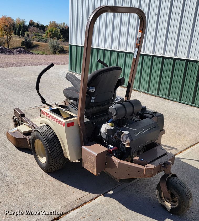 image for item LL9625 Grasshopper 725K  lawn mower