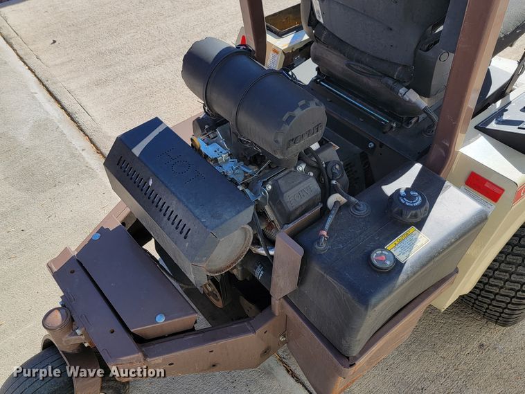 image for item LL9625 Grasshopper 725K  lawn mower