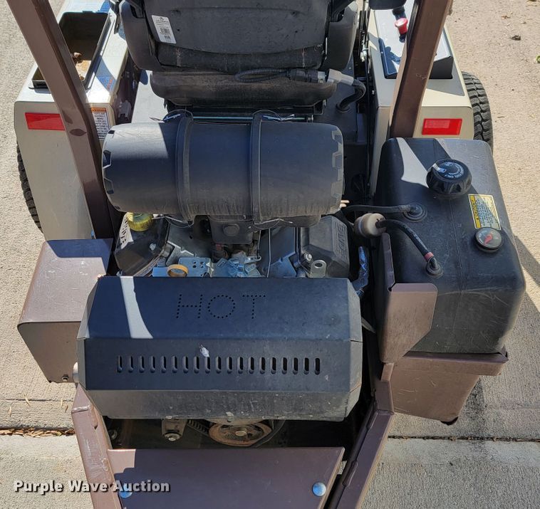 image for item LL9625 Grasshopper 725K  lawn mower