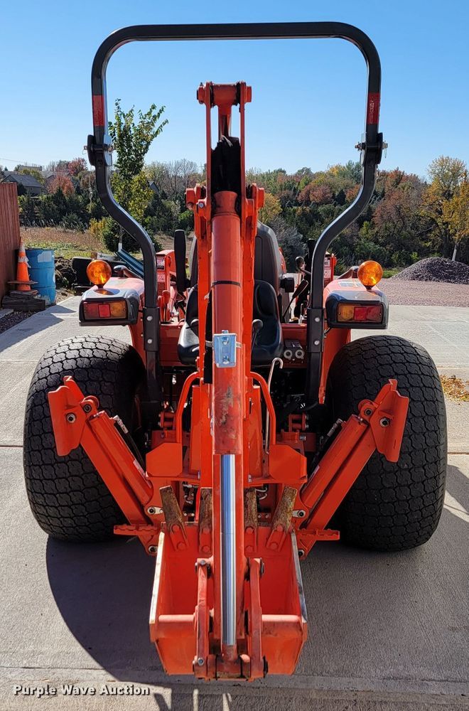image for item LL9626 Kubota L3240  backhoe