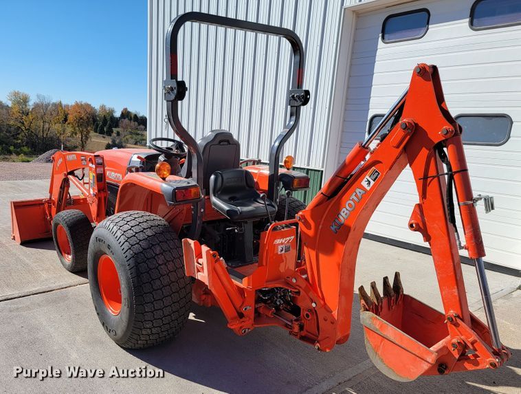 image for item LL9626 Kubota L3240  backhoe