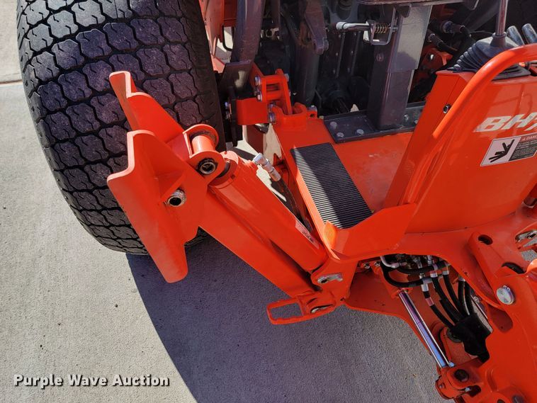 image for item LL9626 Kubota L3240  backhoe