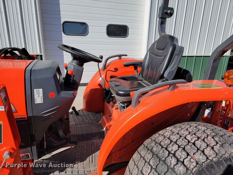 image for item LL9626 Kubota L3240  backhoe