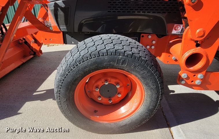 image for item LL9626 Kubota L3240  backhoe