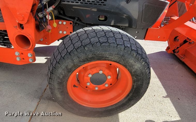 image for item LL9626 Kubota L3240  backhoe