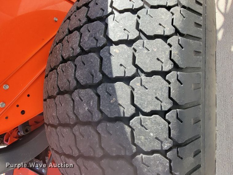 image for item LL9626 Kubota L3240  backhoe