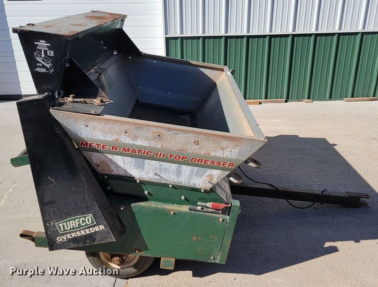 image for item LL9627 Turfco F12D  top dresser