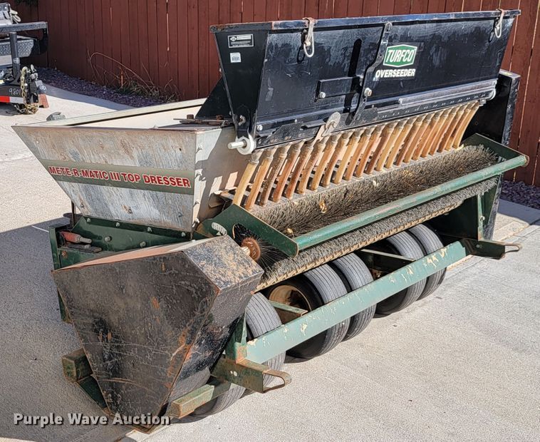 image for item LL9627 Turfco F12D  top dresser