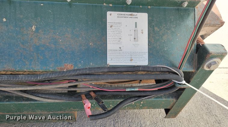 image for item LL9627 Turfco F12D  top dresser