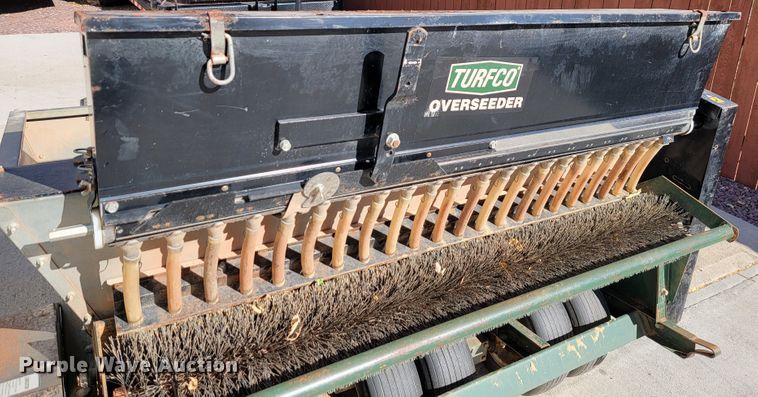 image for item LL9627 Turfco F12D  top dresser