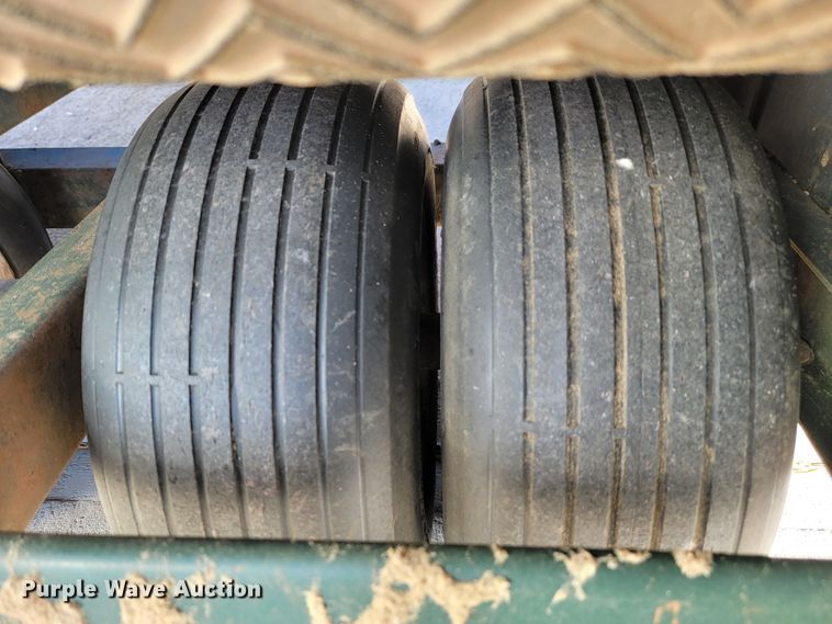 image for item LL9627 Turfco F12D  top dresser