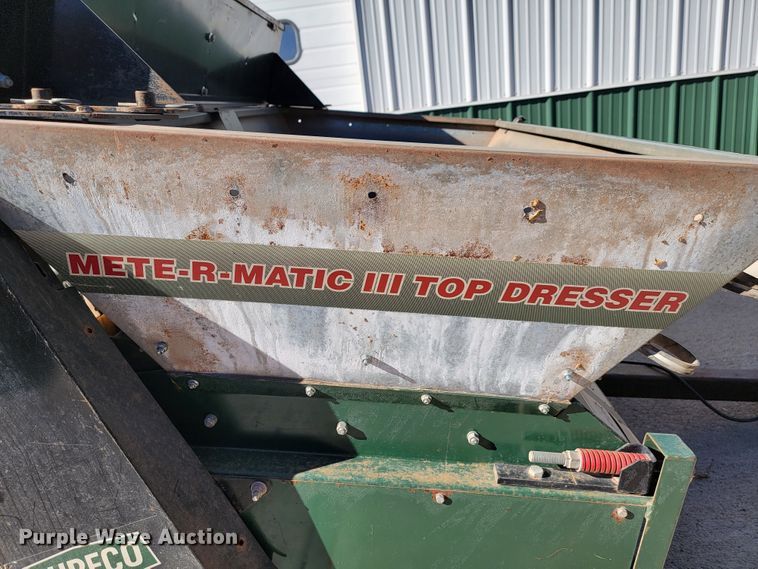 image for item LL9627 Turfco F12D  top dresser