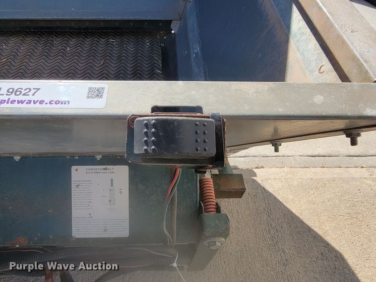 image for item LL9627 Turfco F12D  top dresser