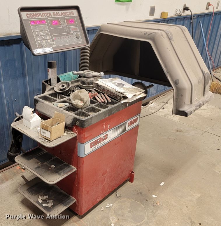 image for item LL9634 Coats 1000  wheel balancer