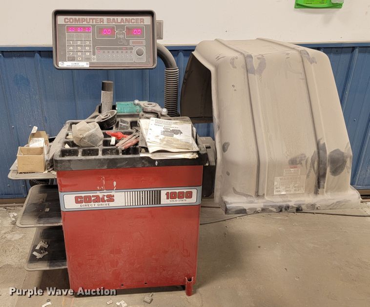 image for item LL9634 Coats 1000  wheel balancer