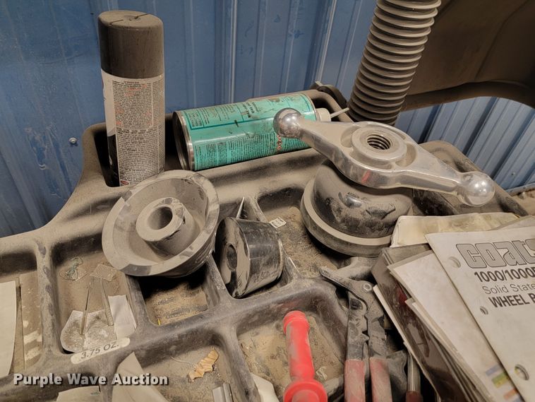 image for item LL9634 Coats 1000  wheel balancer