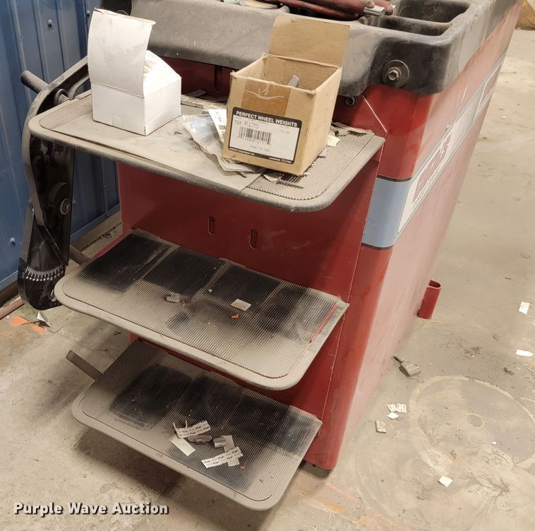 image for item LL9634 Coats 1000  wheel balancer