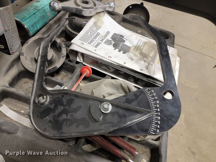 image for item LL9634 Coats 1000  wheel balancer