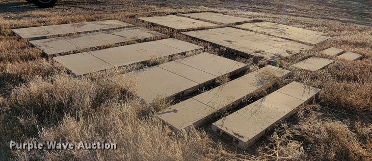 image for item LL9654 (13) pre cast concrete slabs