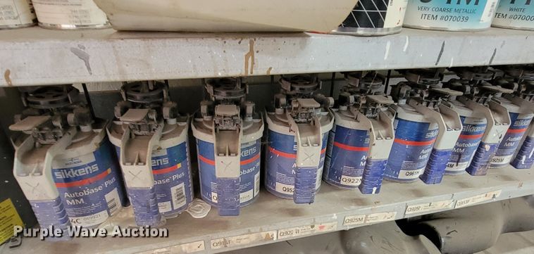 image for item LL9658 Sikken  paint bank