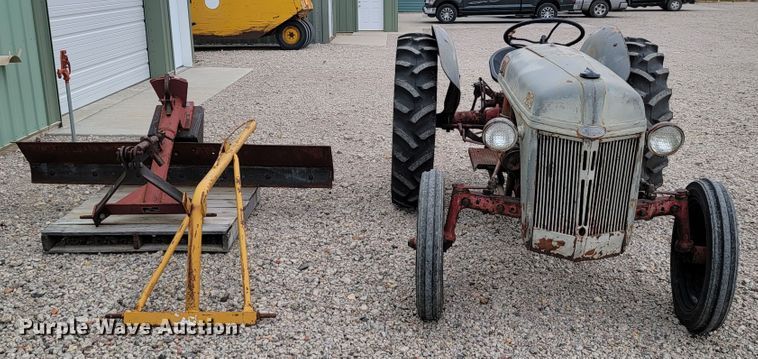 image for item LL9668 Ford 8N  tractor