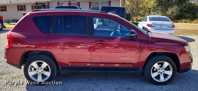 image for item LR9036 2012 Jeep Compass Latitude  SUV