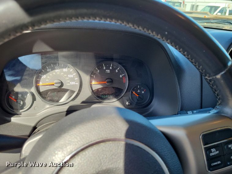 image for item LR9036 2012 Jeep Compass Latitude  SUV